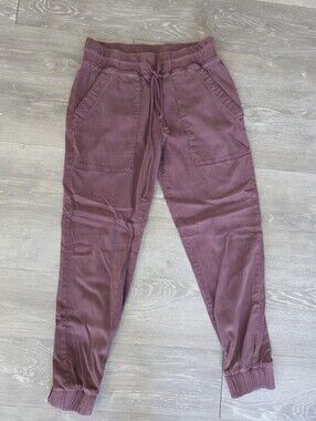 Bella Dahl Pocket Jogger Pants in Maroon/Plum - Size XS
